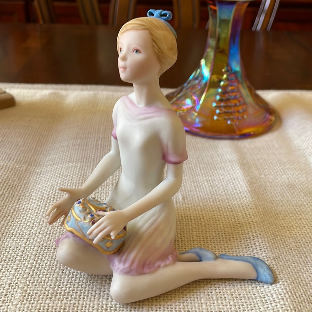 Vintage Cybis Girl with trinket chest Box porcelain figurine statue signed 1967